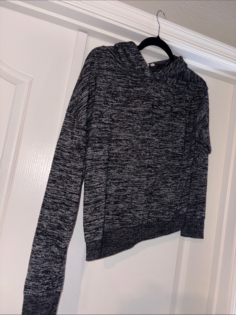GAP Women's Black & Gray Marled Hooded Pullover size small - Picture 2 of 7